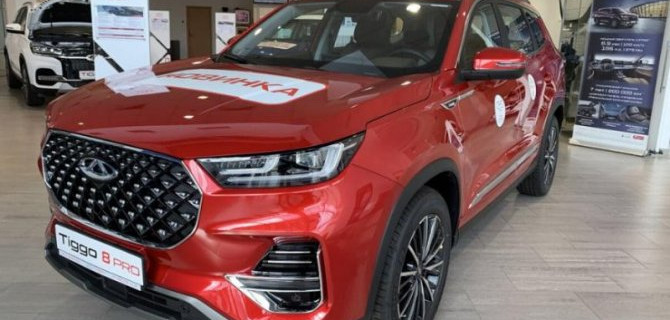 Китайцы привезли в Россию особо «навороченный» кроссовер