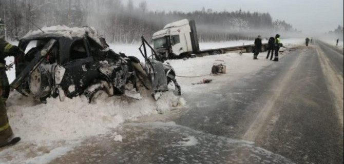 Три человека погибли в ДТП в Архангельской области