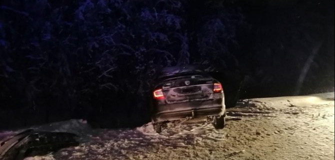 Водитель легковушки погиб в ДТП в Омутнинском районе Кировской области