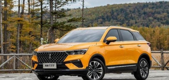 В России начались продажи нового премиального кроссовера FAW