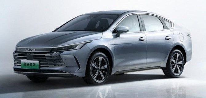 Фирма BYD полностью рассекретила свой новый гибридомобиль