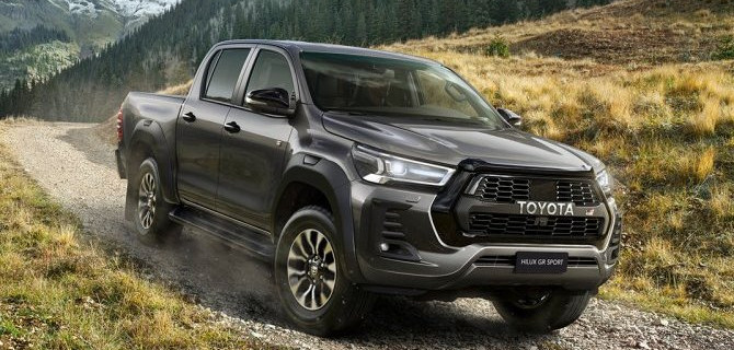 Новая Toyota Hilux готовится к европейской премьере