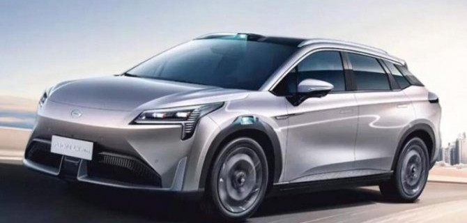 В Китае начались продажи нового электромобиля GAC
