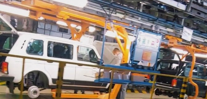 «АвтоВАЗ» возобновил выпуск пятидверной версии Lada Niva Legend