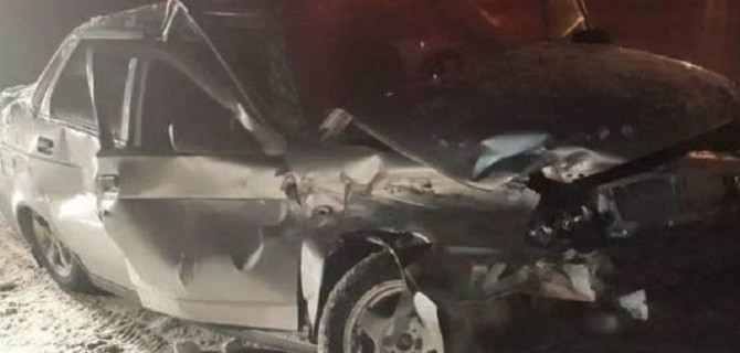 В Уфе в ДТП с грузовиком пострадала 18-летняя девушка