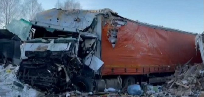 В ДТП с фурами в Челябинской области погиб человек