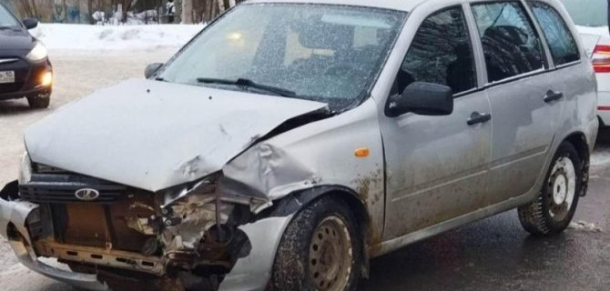 В ДТП в Петрозаводске пострадала женщина