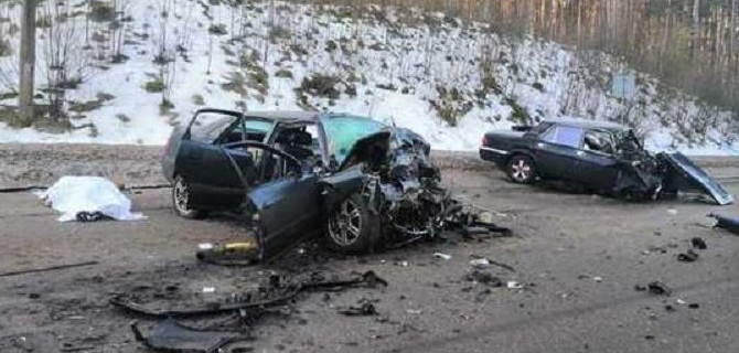 Пять человек погибли в ДТП в Псковской области