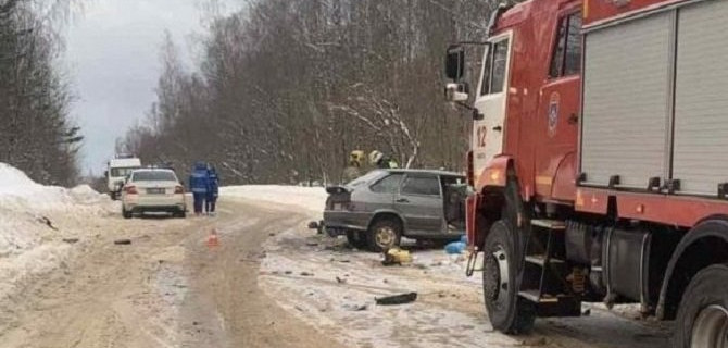 Женщина погибла в ДТП с грузовиком в Калужской области