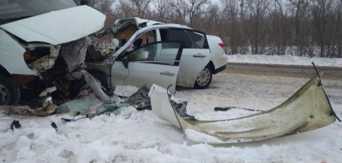 В ДТП в Волгоградской области погиб пассажир иномарки