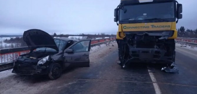 Два человека погибли в ДТП в Архангельской области