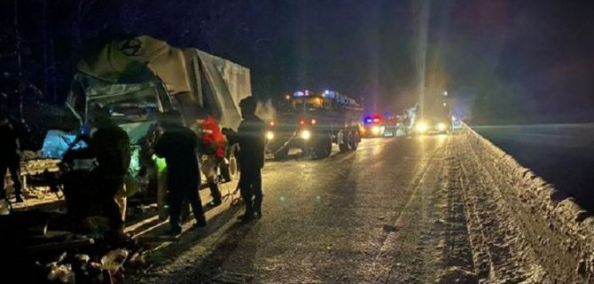 Два человека погибли в ДТП в Свердловской области