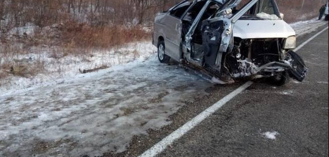 Два человека погибли в ДТП в Приморье