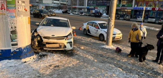 Пенсионер скончался в результате наезда автомобиля в Новосибирске