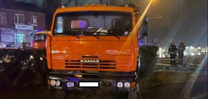 В Ростове КамАЗ насмерть сбил 6-летнего ребенка