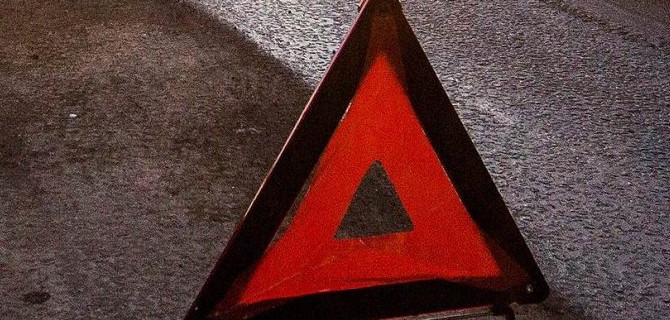 В Калининграде грузовик насмерть сбил женщину, идущую с коляской