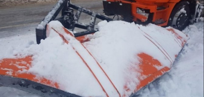 В ДТП со снегоуборочной машиной в Саратовской области пострадала женщина