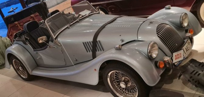 В России продаётся редкий британский спорткар