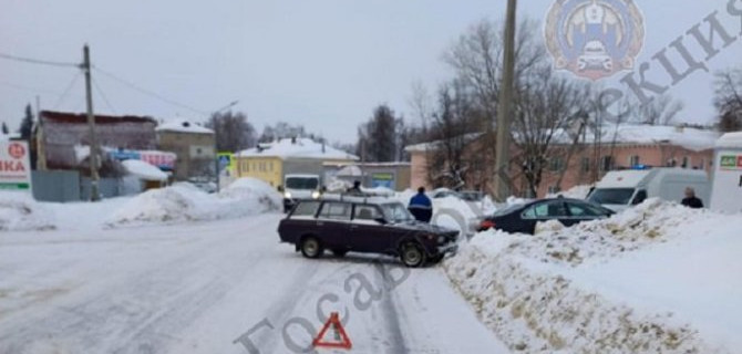 В ДТП в Ясногорске пострадал водитель ВАЗа