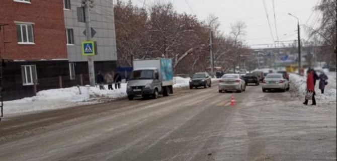 В Ижевске иномарка сбила девочку на переходе