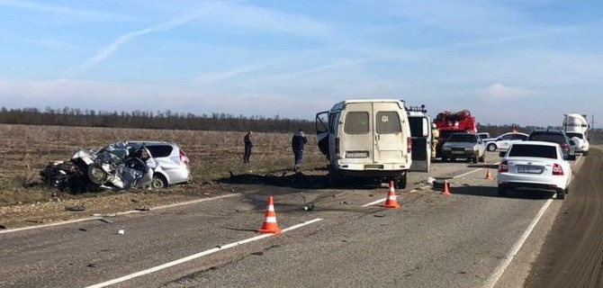 В ДТП с маршруткой в Краснодарском крае погиб человек