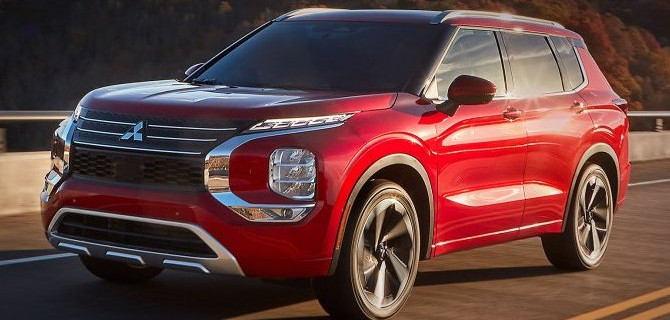 Две доступные в России модели Mitsubishi получили новую мультимедийную систему 