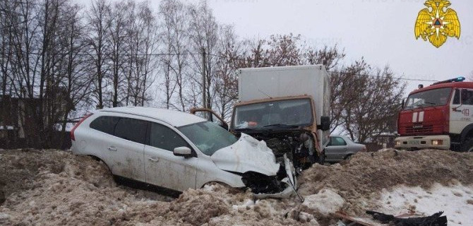 В ДТП в Калужской области пострадали люди