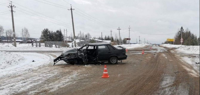 Три человека пострадали в ДТП в Кировской области