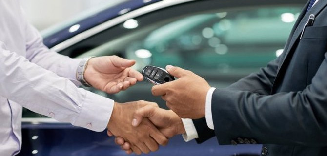 В России ждут, что ряд автопроизводителей остановит поставки своих машин в нашу страну