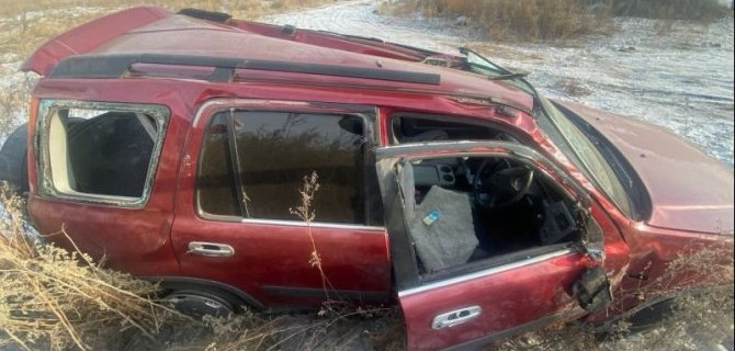 В Хакасии при опрокидывании автомобиля пострадала женщина