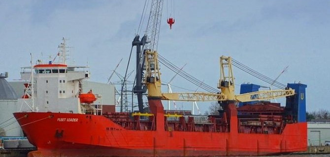 Во Франции задержали сухогруз с автомобилями, который следовал в Санкт-Петербург