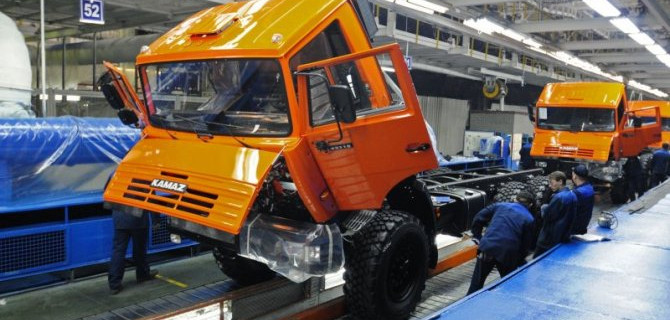 Чем грозят санкции КамАЗу?