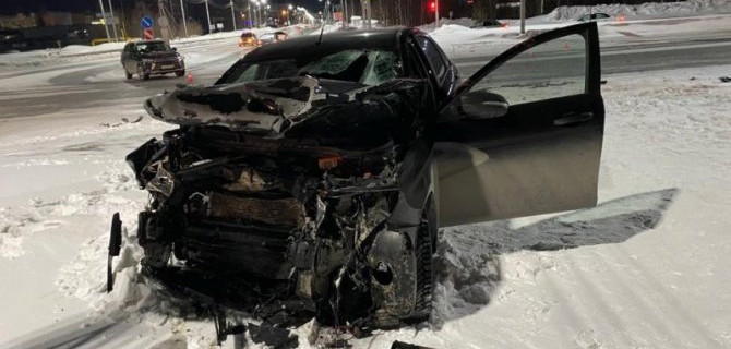 Четыре человека пострадали в ДТП в Сургуте