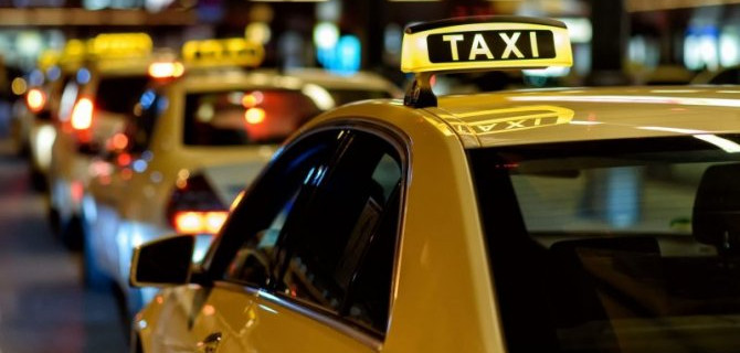 Российским таксистам грозит разорение