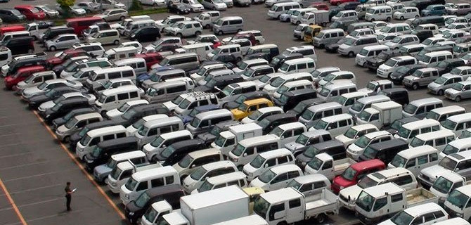 В Японии из-за санкций против России упали цены на автомобили с пробегом