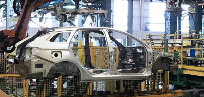 «АвтоВАЗ» ищет поставщиков в Азии — а пока вынужден уходить на простой