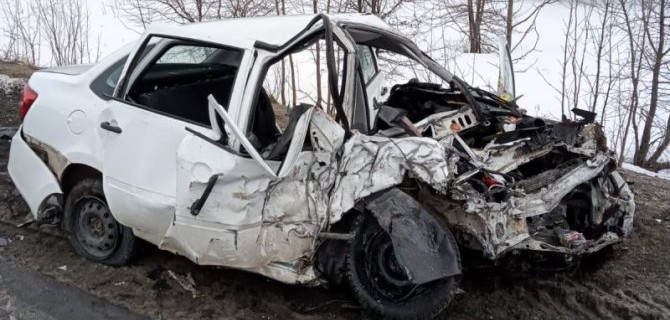 Женщина и двое детей погибли в ДТП под Воронежем