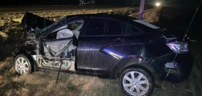 При опрокидывании автомобиля в Гиагинском районе погиб водитель