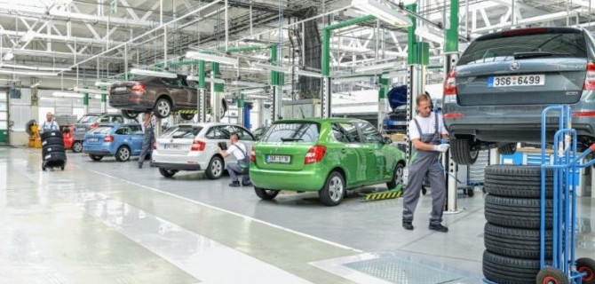 Дилерские сервисы в России начали использовать подержанные и неоригинальные запчасти