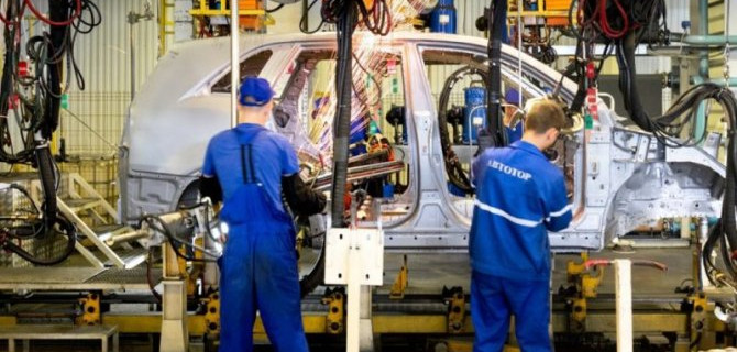 Оставшимся без работы сотрудникам «Автотора» предоставят отдых в санатории