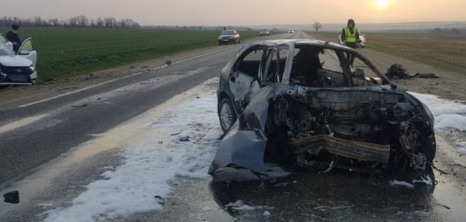 В Ставропольском крае после ДТП водитель сгорел в машине