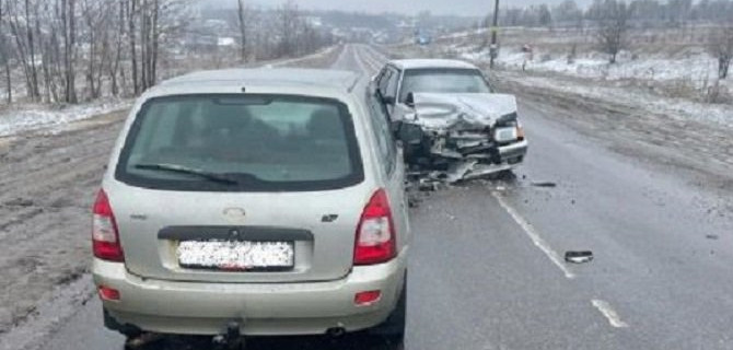 16-летняя девушка пострадала в ДТП в Семилукском районе Воронежской области