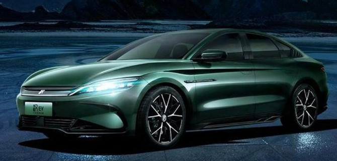 Обновлён премиальный китайский электромобиль BYD Han