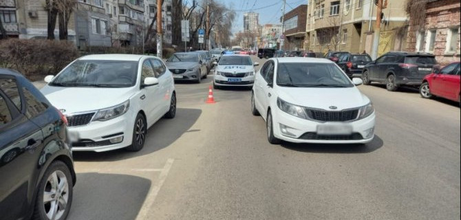 В Воронеже иномарка сбила 12-летнюю девочку