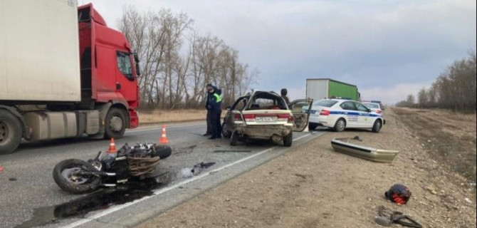 Мотоциклист пострадал в ДТП в Иркутской области