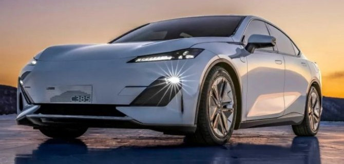 В Поднебесной представлен новый седан бизнес-класса Changan C385