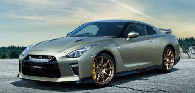 Спорткар Nissan GT-R готовится к смене поколения