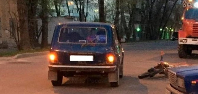 Двое подростков пострадали в ДТП с мотоциклом в Калуге