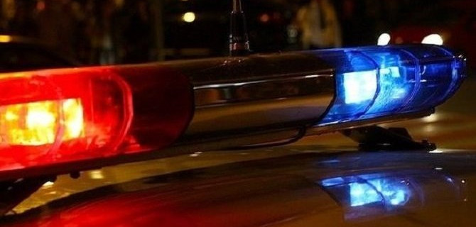 При опрокидывании микроавтобуса в Челябинской области погиб человек