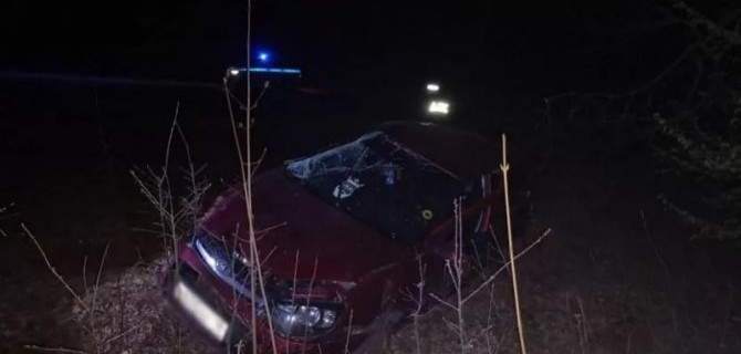 В Удмуртии водитель «Калины» погиб при опрокидывании машины